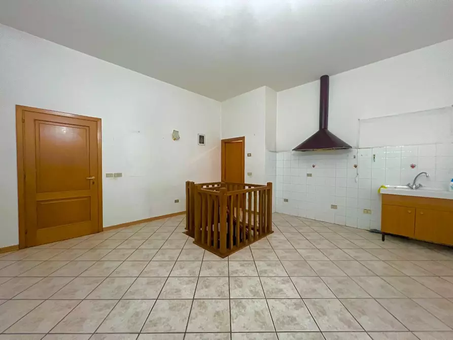 Immagine 3 di Appartamento in vendita  a Montopoli In Val D'arno