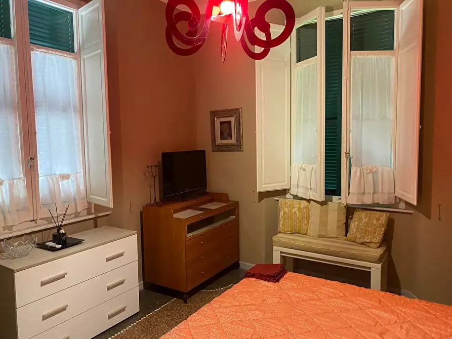 Immagine 32 di Casa indipendente in affitto  a Forte Dei Marmi