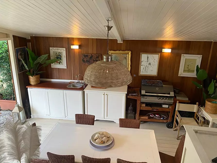 Immagine 4 di Casa indipendente in affitto  a Forte Dei Marmi