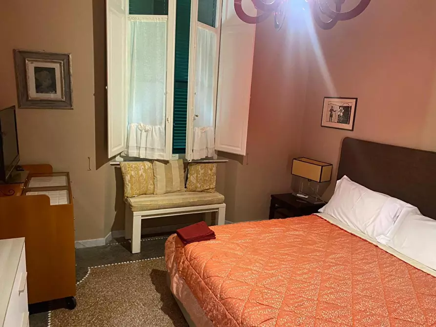 Immagine 31 di Casa indipendente in affitto  a Forte Dei Marmi