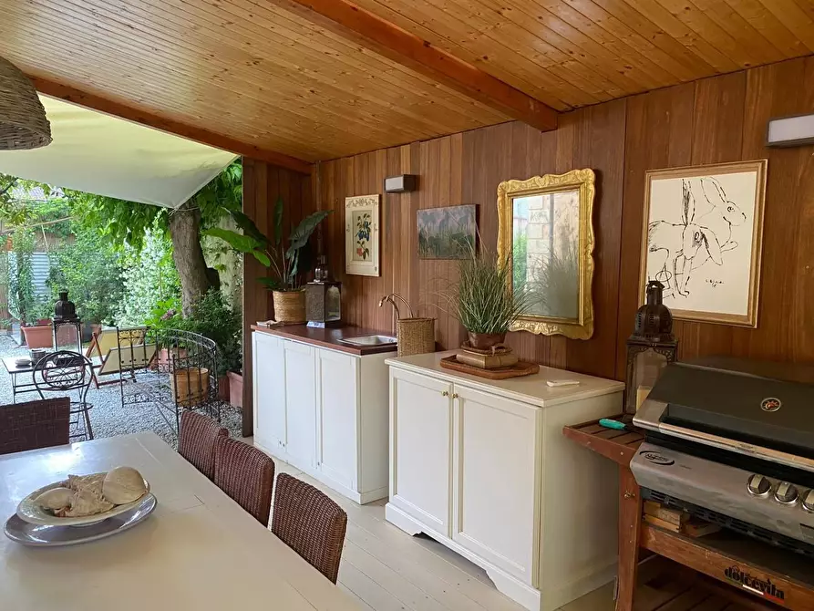 Immagine 8 di Casa indipendente in affitto  a Forte Dei Marmi