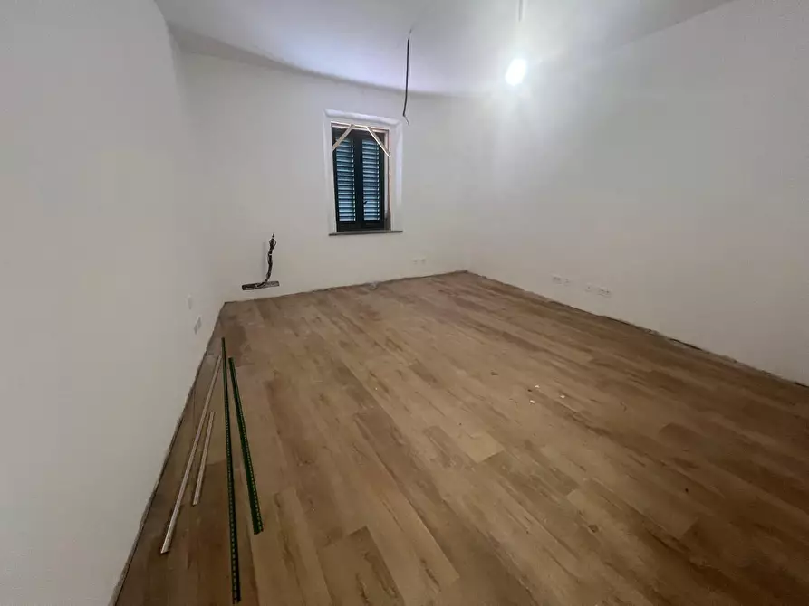 Immagine 17 di Ufficio in affitto  a Montelupo Fiorentino