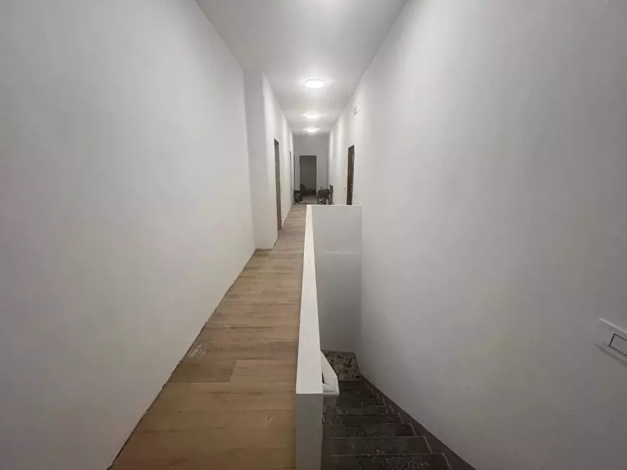 Immagine 23 di Ufficio in affitto  a Montelupo Fiorentino