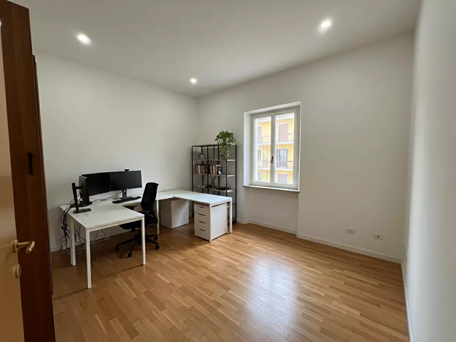 Immagine 2 di Ufficio in affitto  a Montelupo Fiorentino