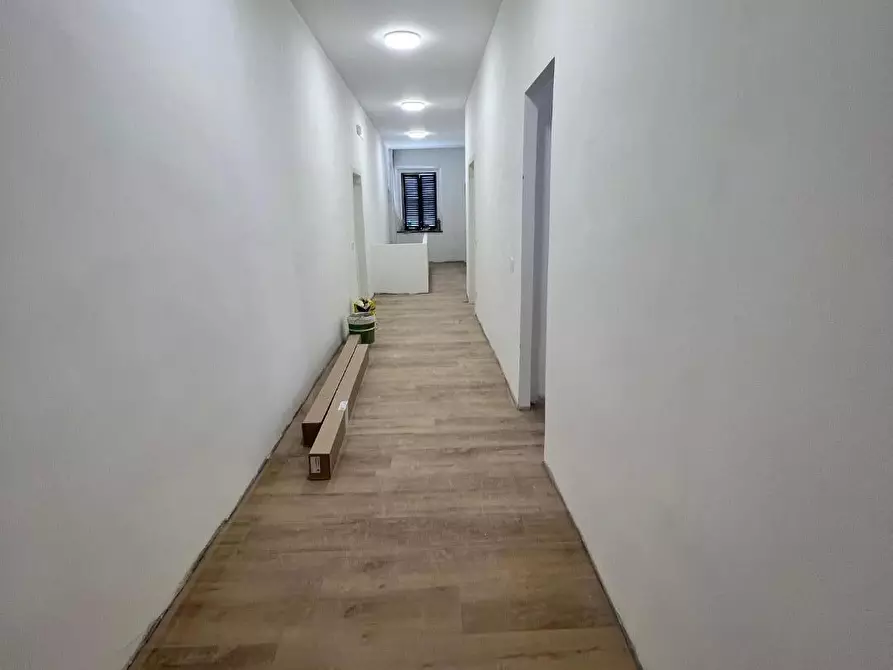 Immagine 24 di Ufficio in affitto  a Montelupo Fiorentino