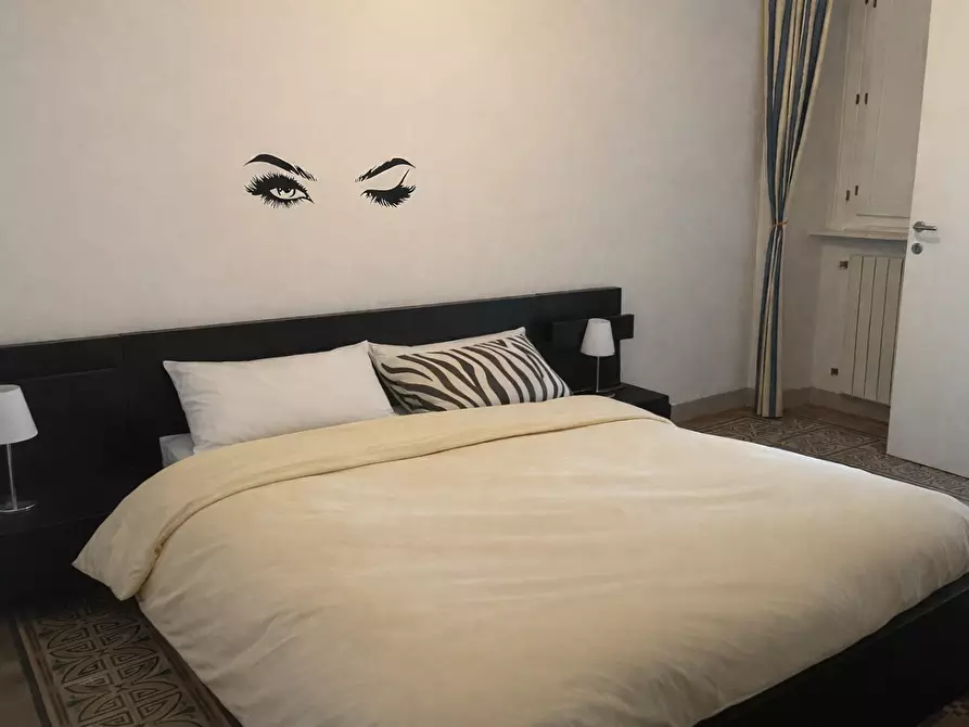 Immagine 9 di Appartamento in vendita  a Lucca