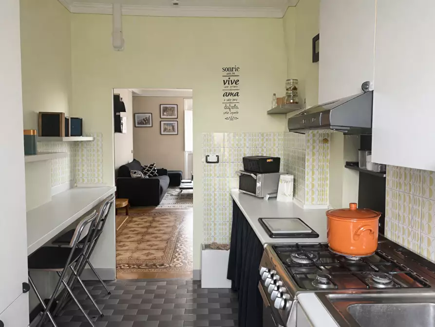 Immagine 5 di Appartamento in vendita  a Lucca