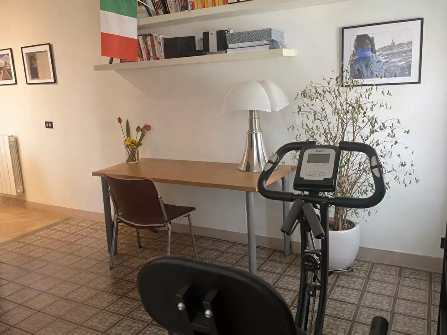 Immagine 8 di Appartamento in vendita  a Lucca