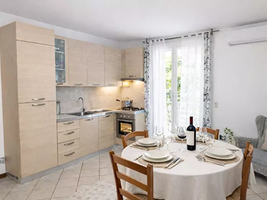 Immagine 4 di Appartamento in vendita  a Cascina