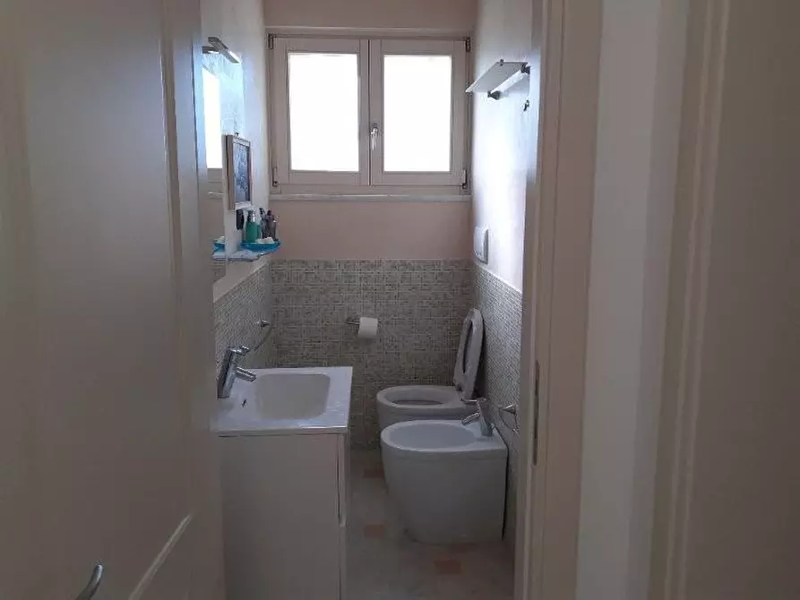 Immagine 29 di Appartamento in vendita  a Massa