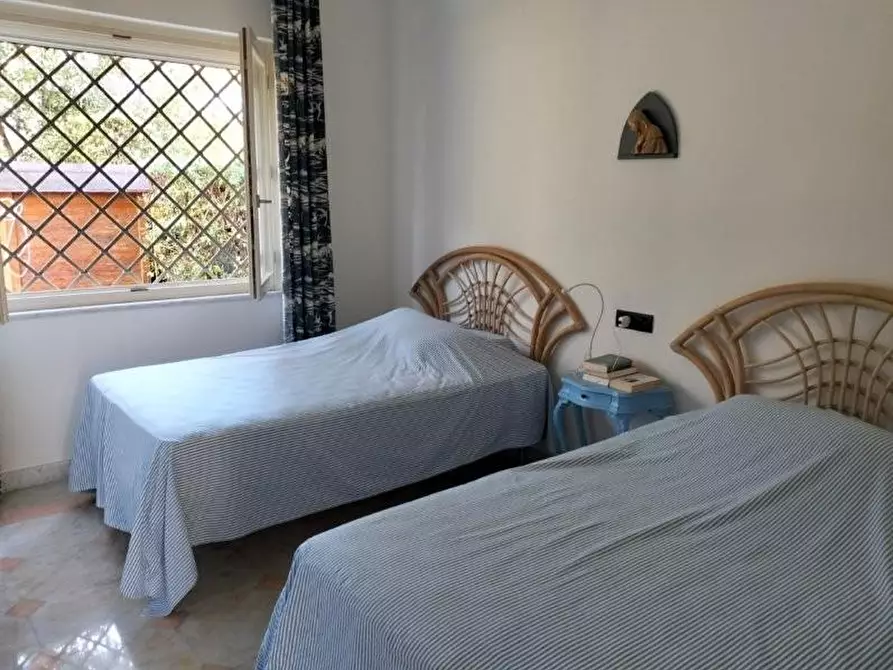 Immagine 12 di Appartamento in vendita  a Massa