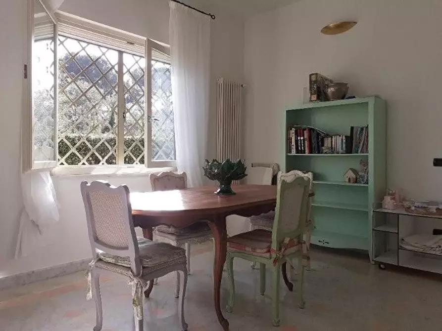 Immagine 22 di Appartamento in vendita  a Massa