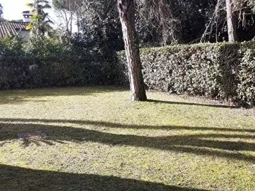 Immagine 32 di Appartamento in vendita  a Massa