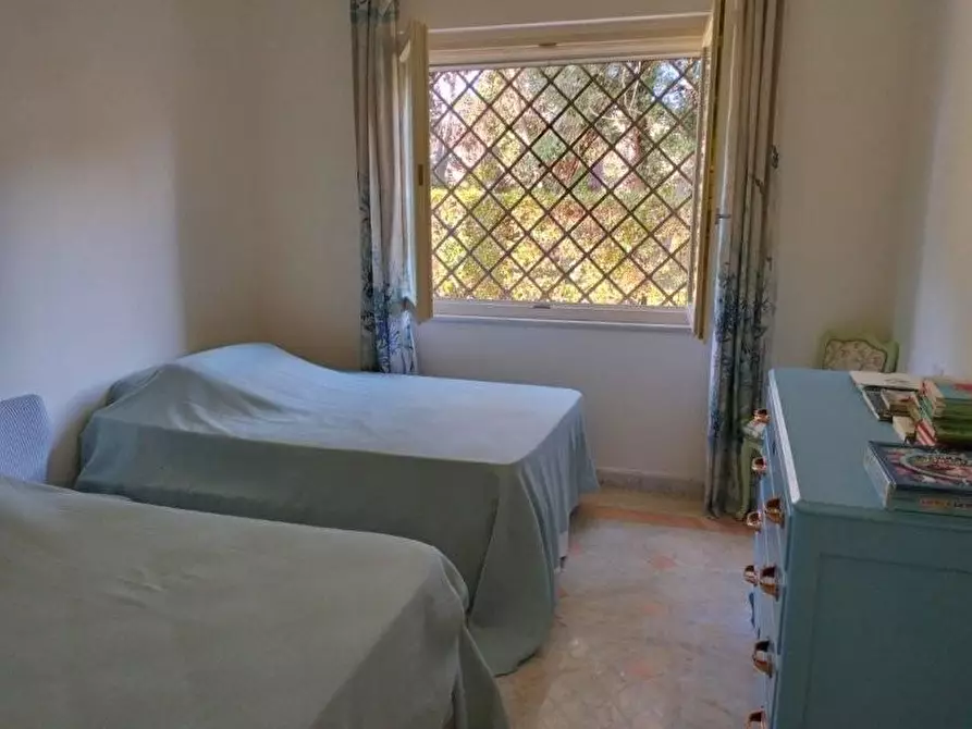 Immagine 10 di Appartamento in vendita  a Massa