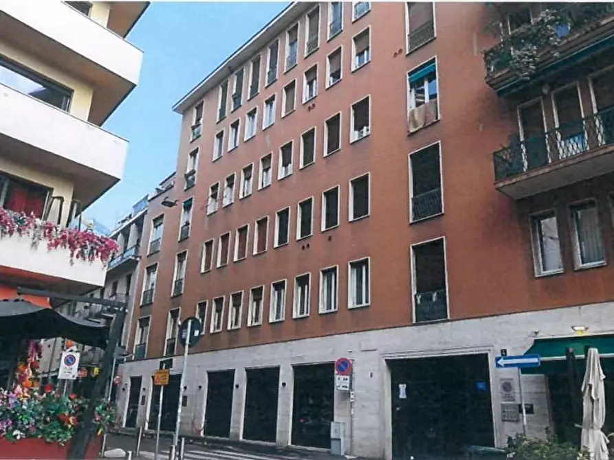 Immagine 1 di Ufficio in vendita  a Milano