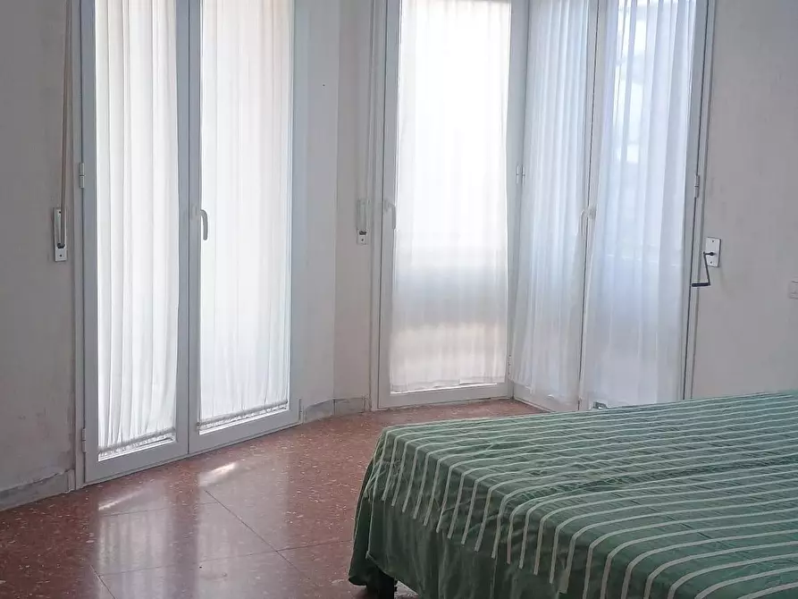 Immagine 33 di Appartamento in vendita  a Viareggio