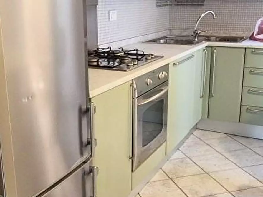 Immagine 22 di Appartamento in vendita  a Viareggio