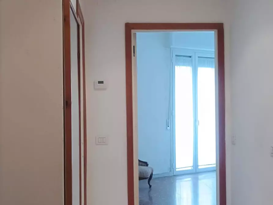 Immagine 31 di Appartamento in vendita  a Viareggio