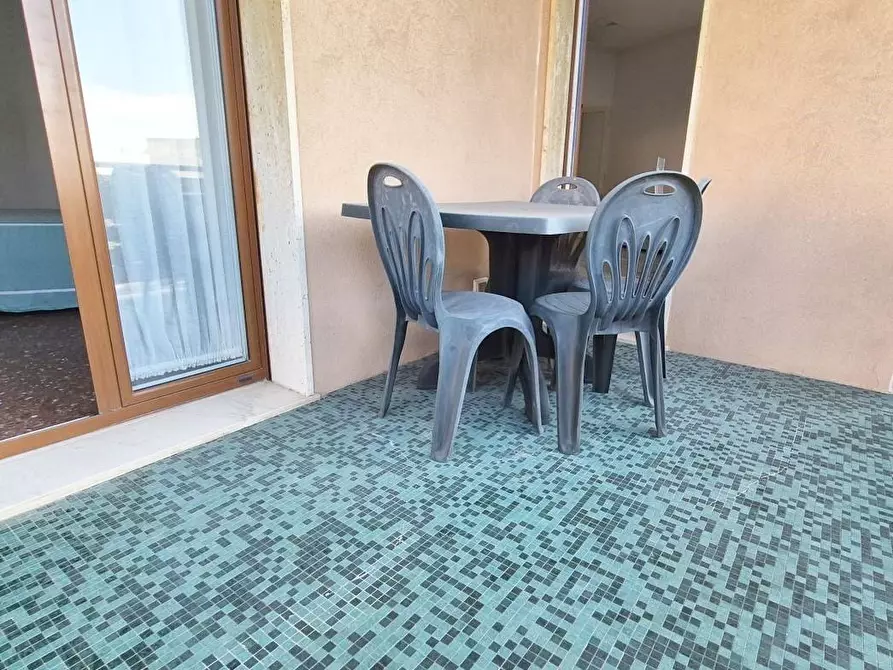 Immagine 38 di Appartamento in vendita  a Viareggio