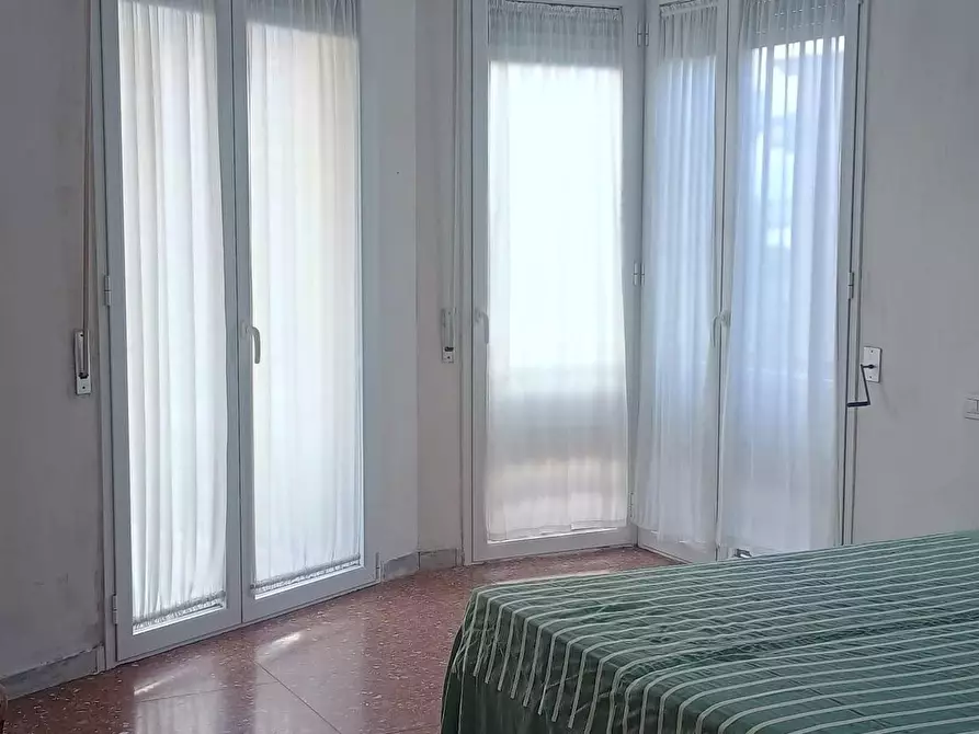 Immagine 34 di Appartamento in vendita  a Viareggio