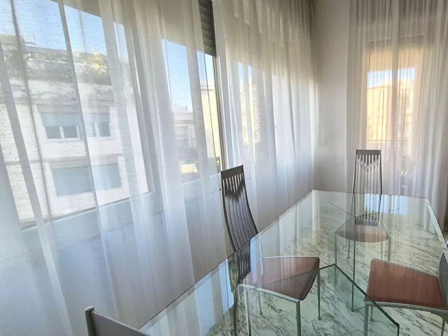 Immagine 10 di Appartamento in vendita  a Viareggio