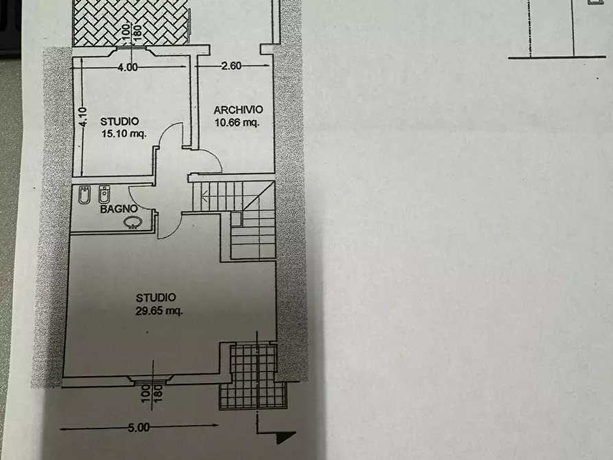 Immagine 1 di Locale commerciale in affitto  a Pontedera