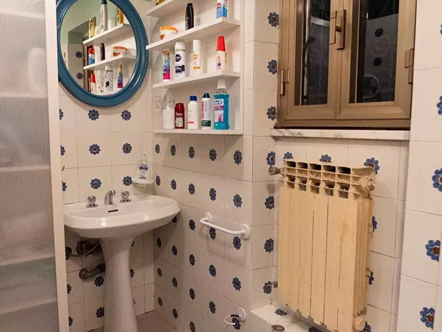 Immagine 12 di Casa indipendente in vendita  a Sarzana