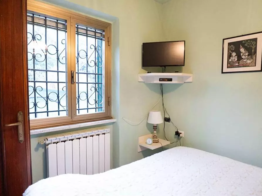 Immagine 16 di Casa indipendente in vendita  a Sarzana