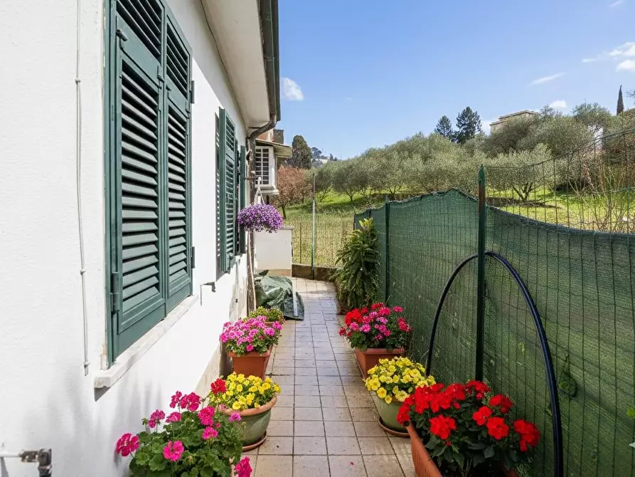 Immagine 27 di Casa indipendente in vendita  a Sarzana