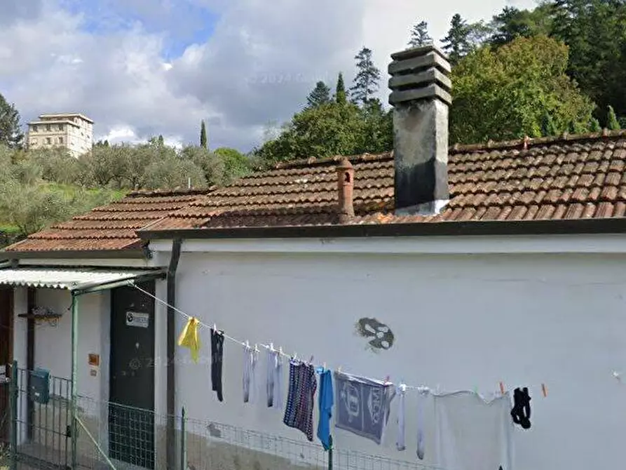 Immagine 19 di Casa indipendente in vendita  a Sarzana