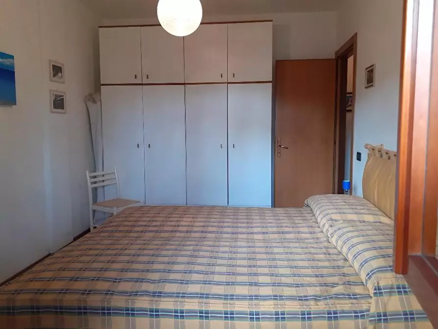 Immagine 29 di Appartamento in vendita  a Massa