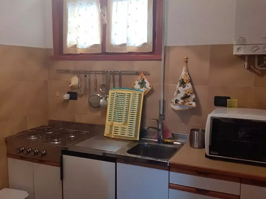 Immagine 9 di Appartamento in vendita  a Massa