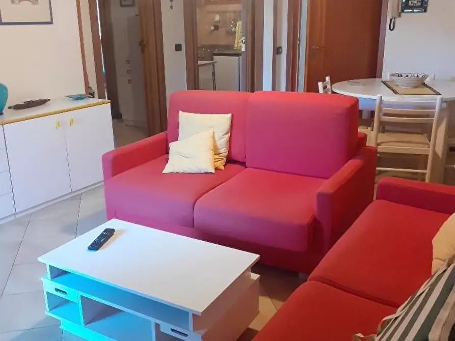 Immagine 7 di Appartamento in vendita  a Massa