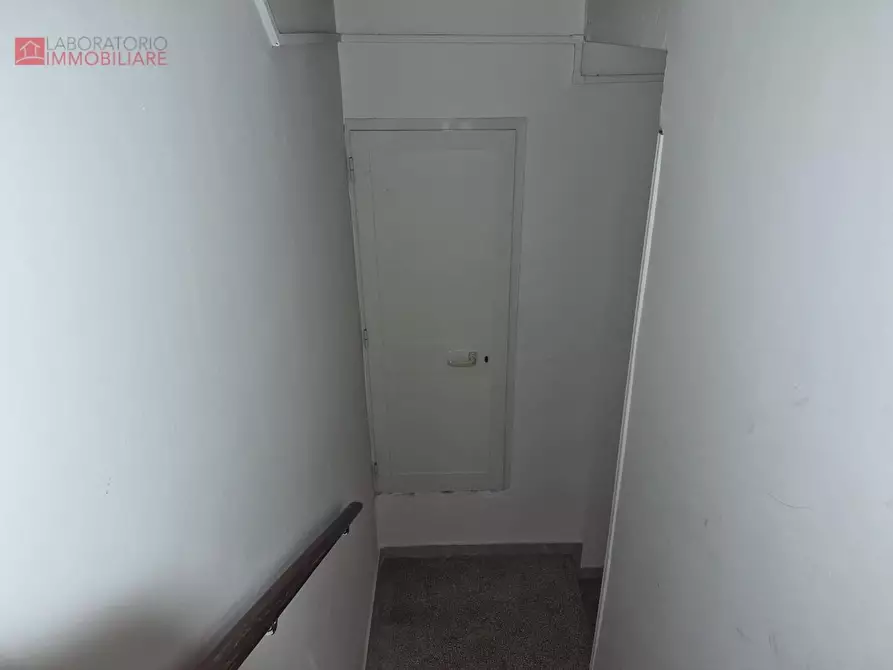 Immagine 26 di Palazzo in vendita  a Lecce