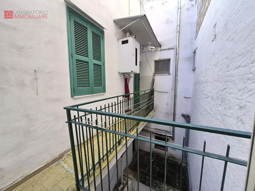 Immagine 8 di Palazzo in vendita  a Lecce