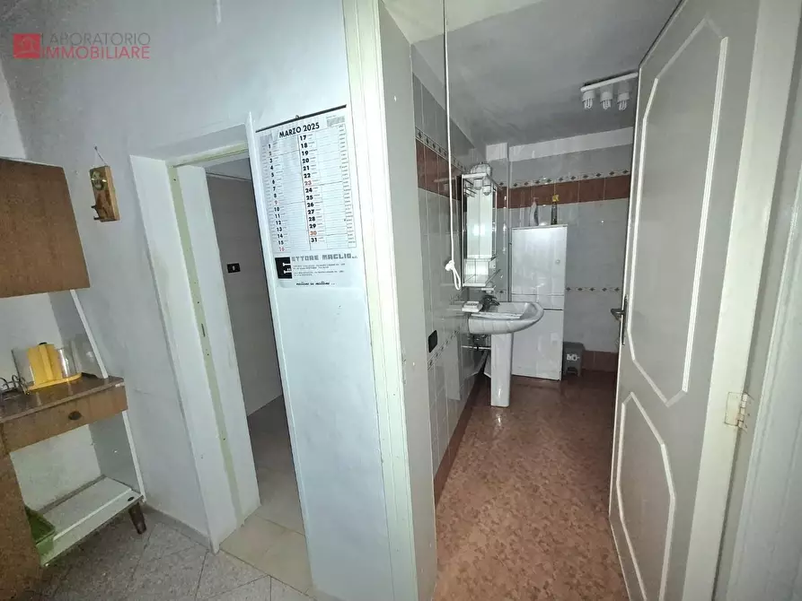 Immagine 31 di Palazzo in vendita  a Lecce