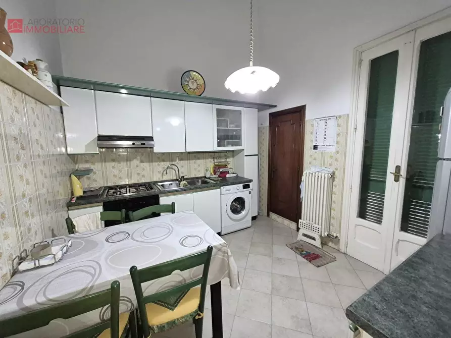 Immagine 24 di Palazzo in vendita  a Lecce