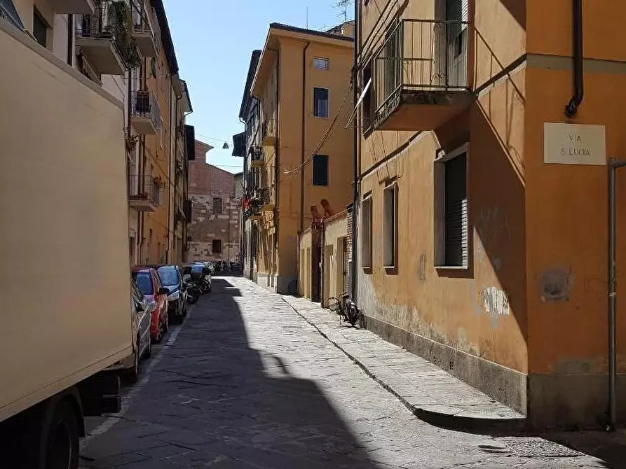 Immagine 2 di Appartamento in vendita  a Pisa