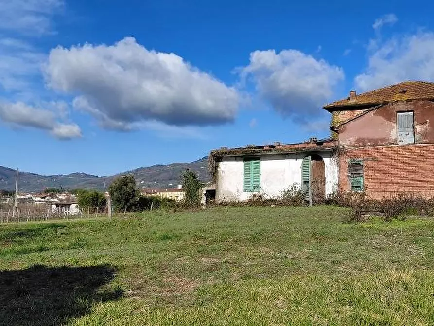 Immagine 13 di Villa in vendita  a Larciano