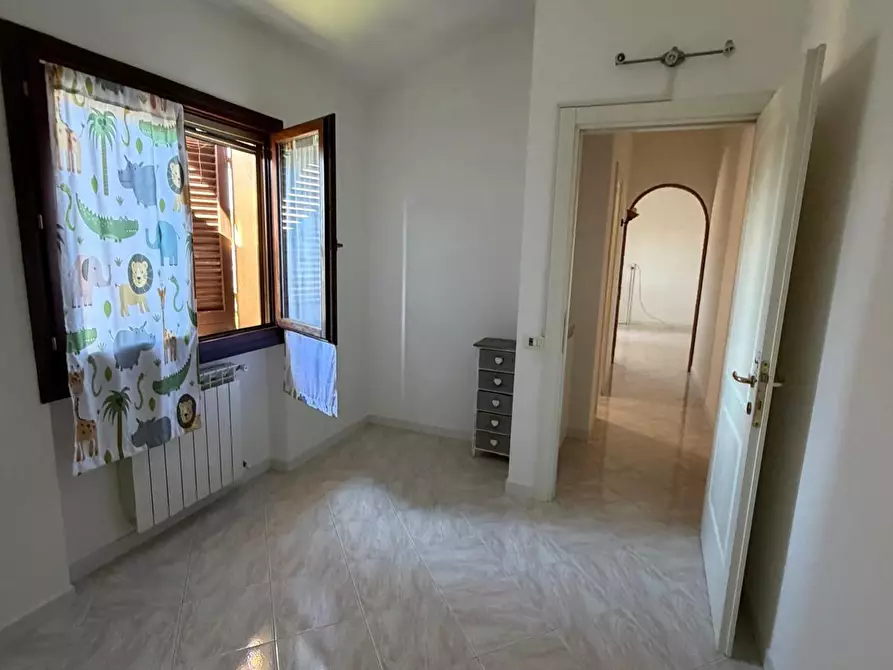 Immagine 1 di Appartamento in vendita  a Sarzana