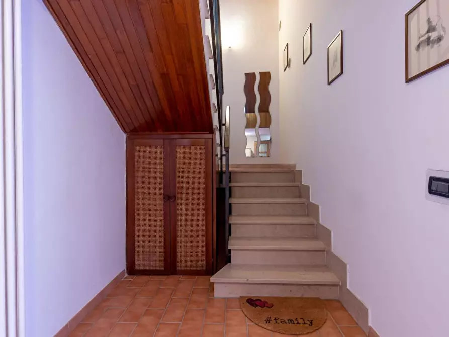 Immagine 7 di Villetta a schiera in vendita  a Calcinaia