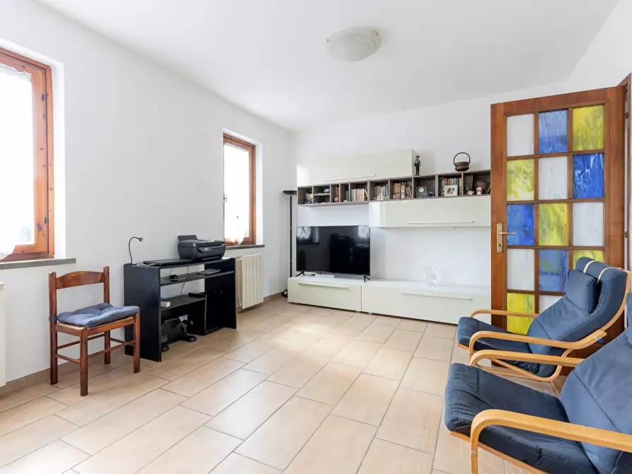 Immagine 11 di Villetta a schiera in vendita  a Calcinaia