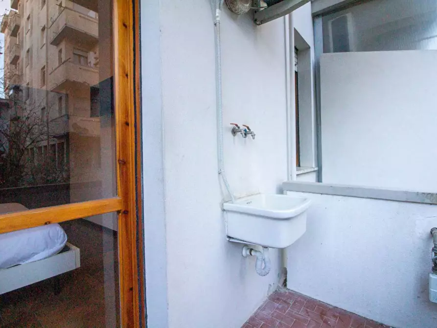 Immagine 8 di Appartamento in vendita  a Pisa