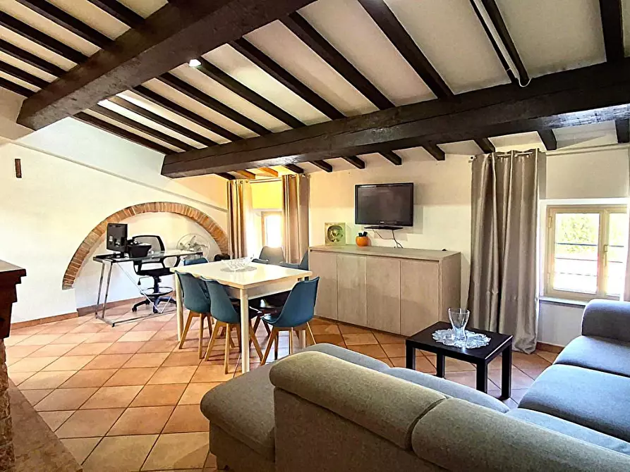 Immagine 1 di Appartamento in vendita  a Cascina