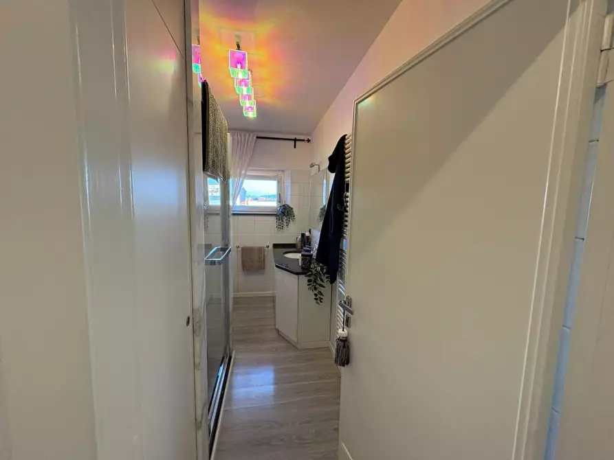 Immagine 21 di Appartamento in vendita  a Empoli