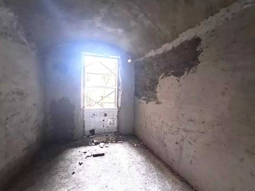 Immagine 4 di Appartamento in vendita  a Massa