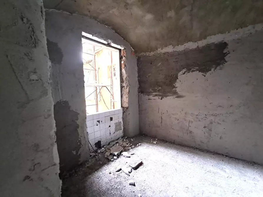 Immagine 7 di Appartamento in vendita  a Massa