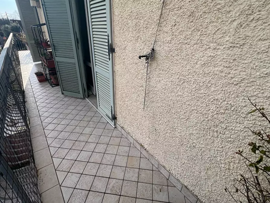 Immagine 11 di Casa semindipendente in vendita  a Montignoso