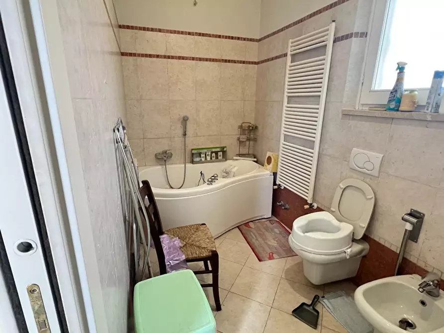 Immagine 28 di Casa semindipendente in vendita  a Montignoso