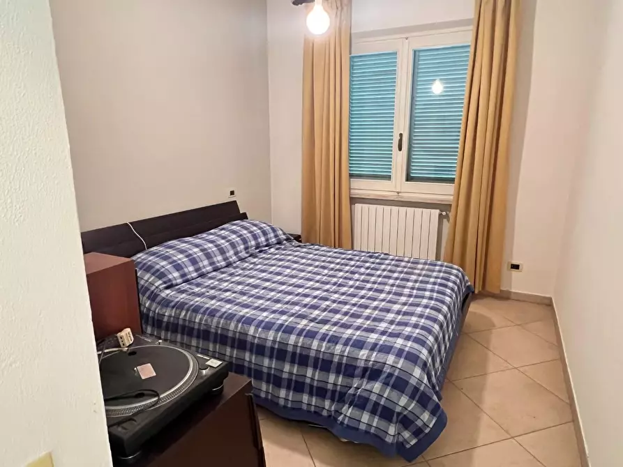 Immagine 14 di Casa semindipendente in vendita  a Montignoso